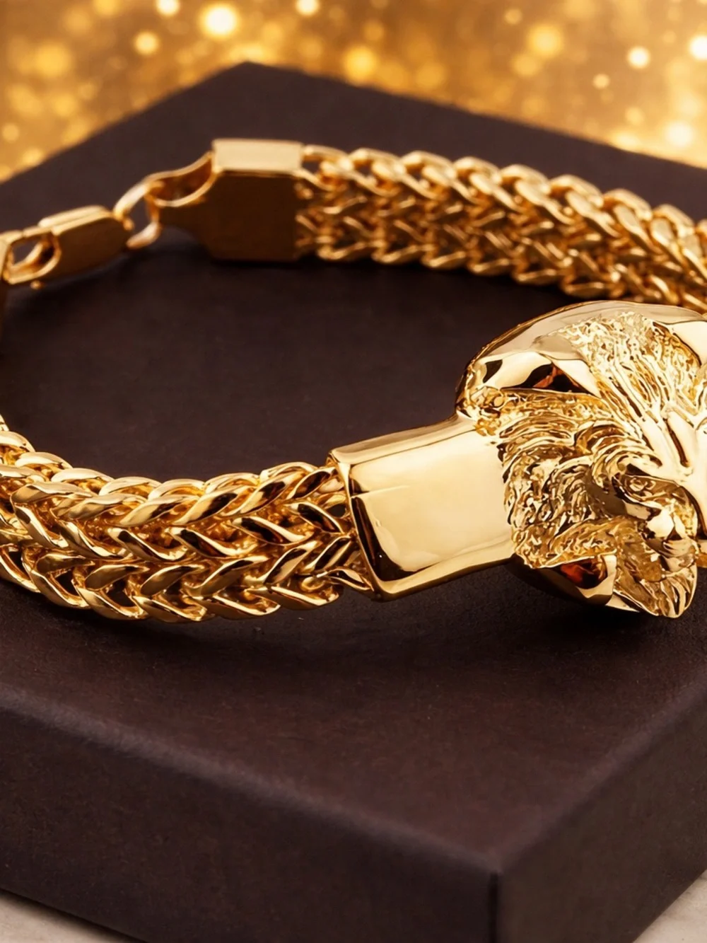 Stainless Gold Lion Head Men's Chain Bracelet - Elegant Statement Accessory